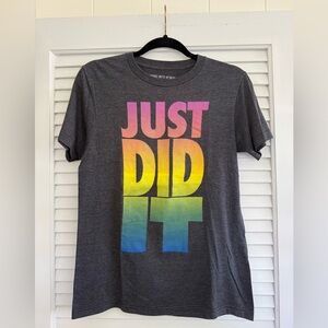 Urban outfitters men’s T-Shirt